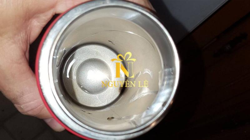 Bình giữ nhiệt bị rỉ sét