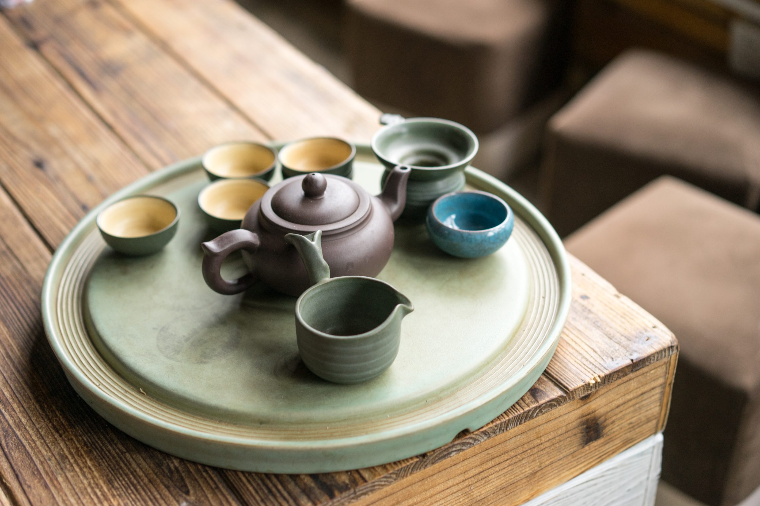 tea pot and cups tea pot and cups