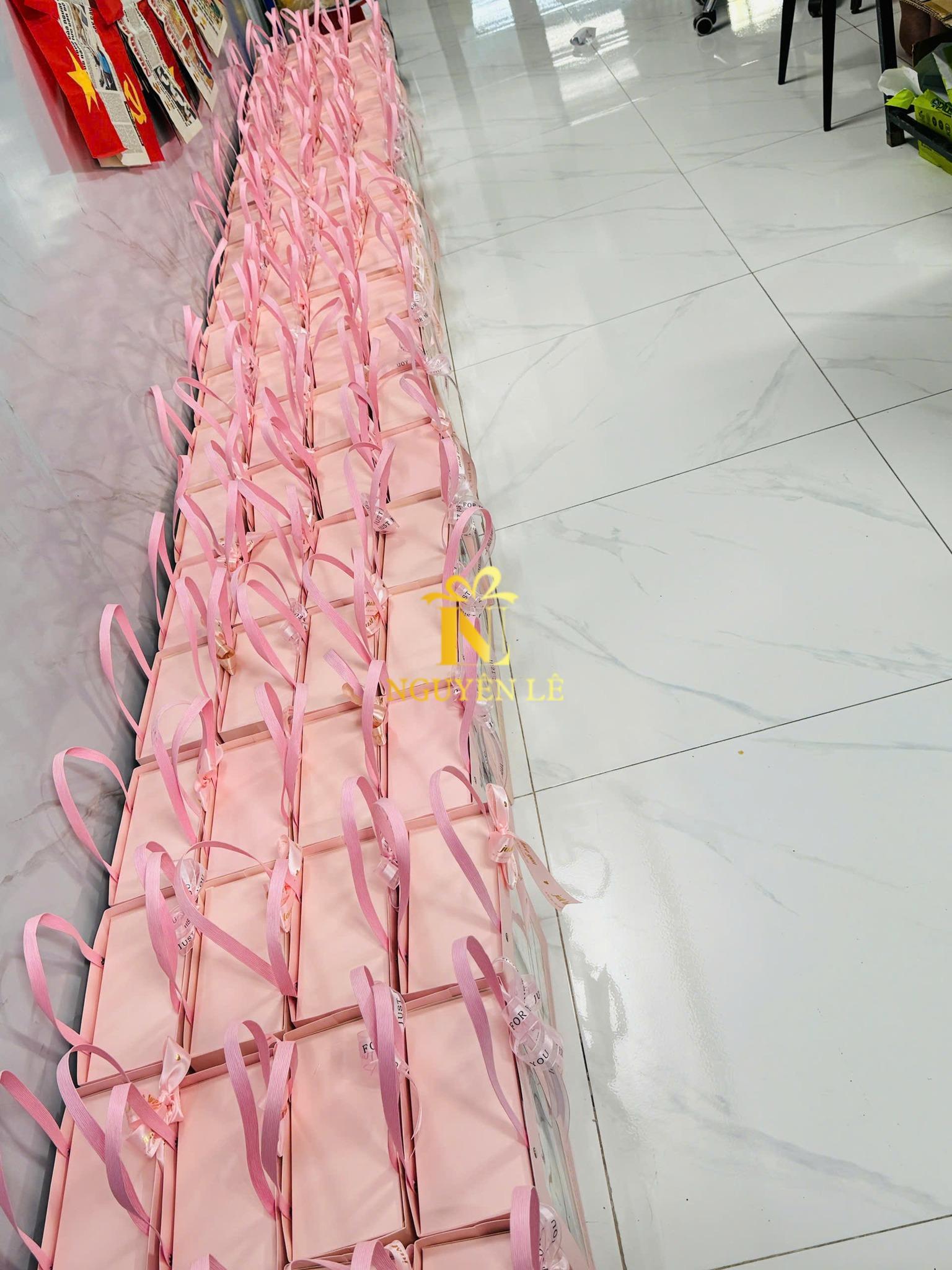 giao hàng 20-10