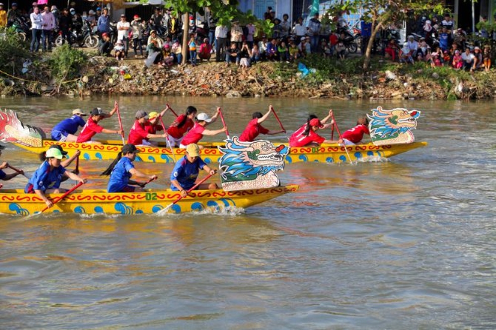 Lễ hội đua thuyền Hải Phòng