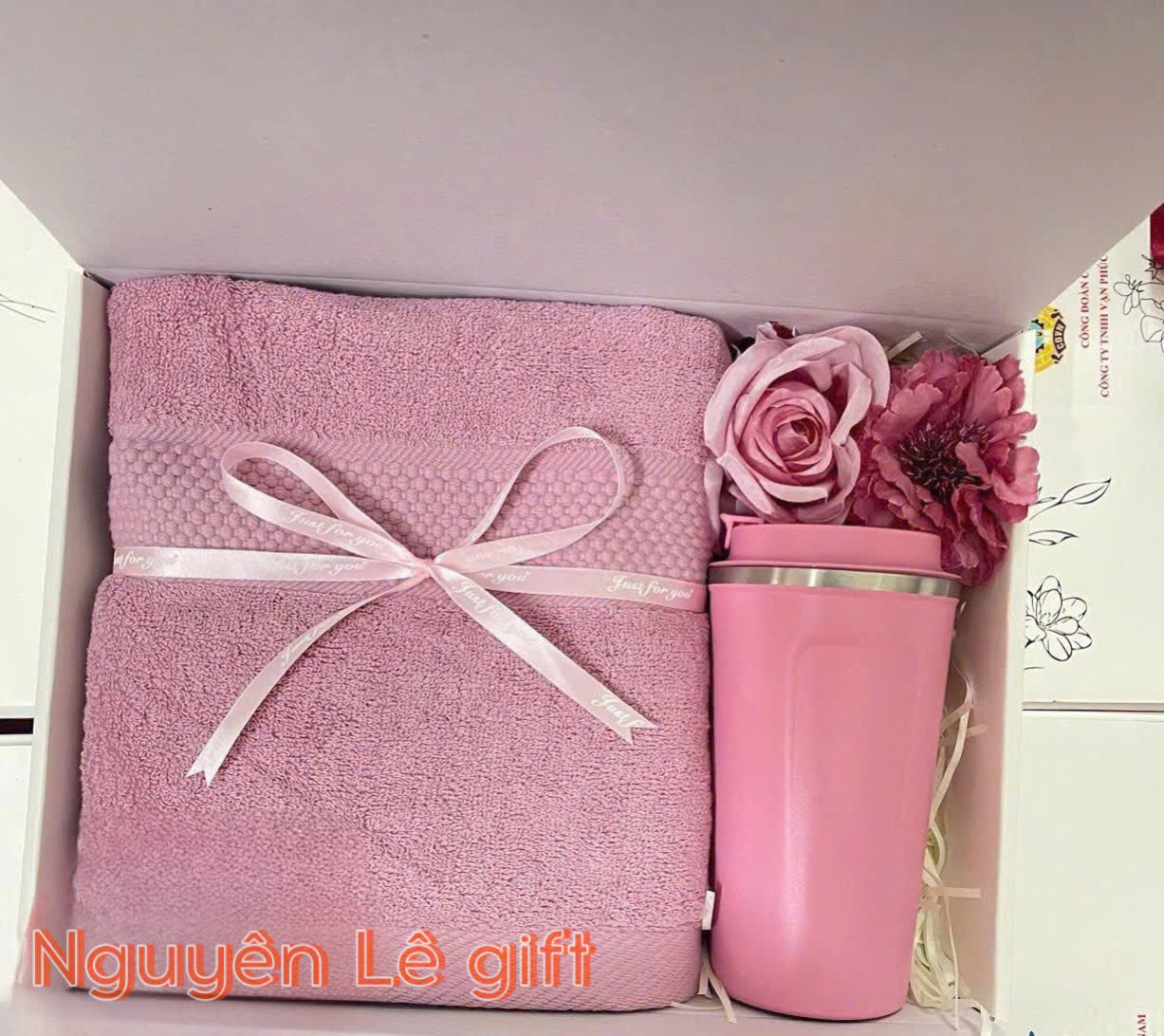 quà tặng 8 tháng 3 cho doanh nghiệp