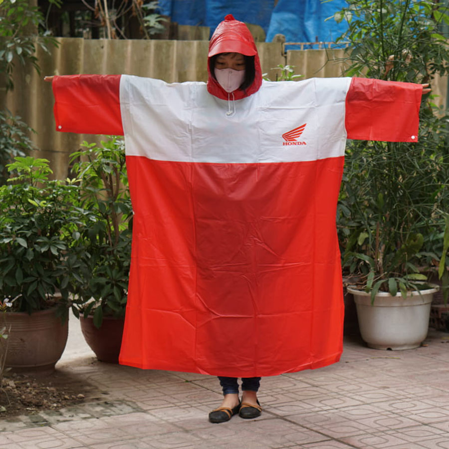 Áo mưa cánh dơi in logo thương hiệu